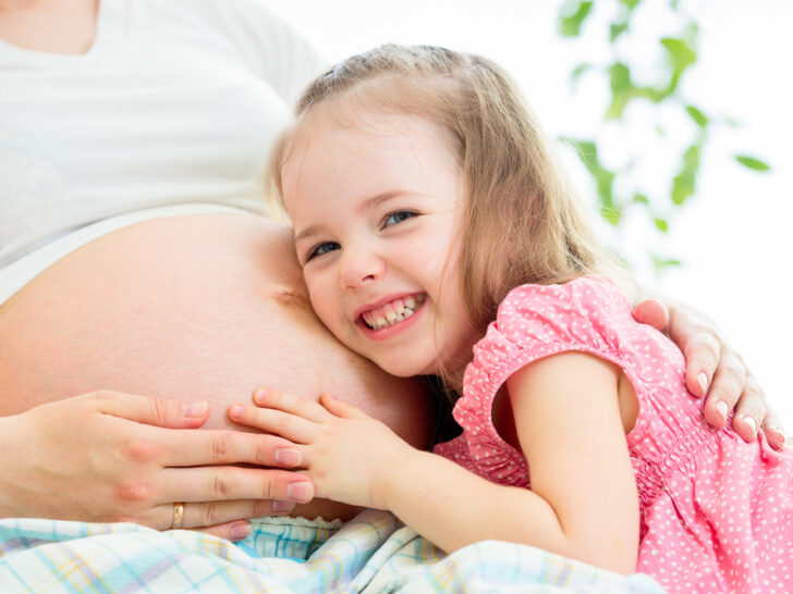 Tips om je kind te betrekken als grote broer of zus bij zwangerschap en tijdens kraamweek baby