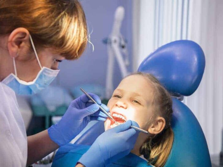 Eerste keer tandarts met kinderen; wanneer & welke leeftijd en handige tips