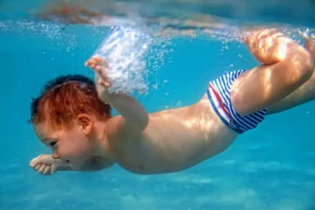 Tips voor als je gaat babyzwemmen - Mamaliefde.nl