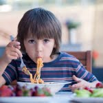 Kindvriendelijke pastasaus met verborgen groenten maken - Mamaliefde.nl