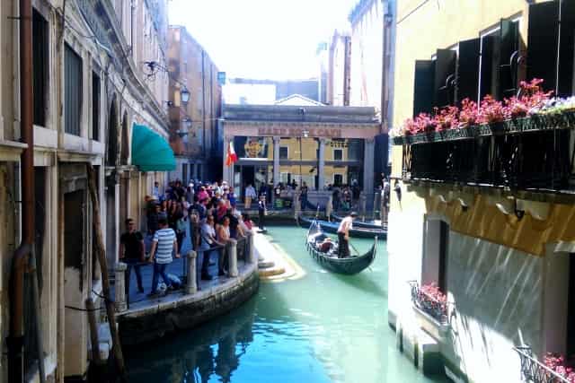 De 12 leukste bezienswaardigheden / activiteiten / uitstapjes in Venetië: San Marco Plein - Mamaliefde.nl