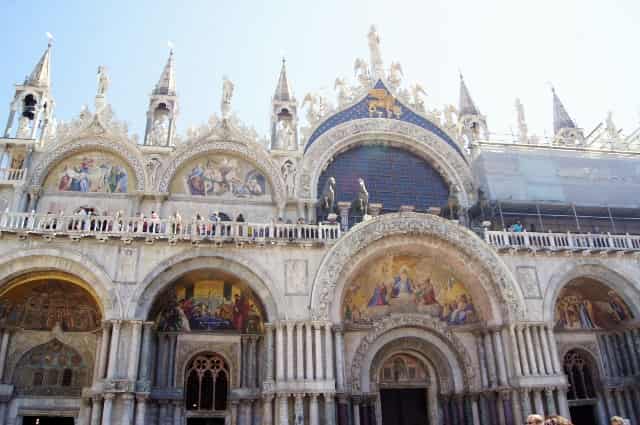 De 12 leukste bezienswaardigheden / activiteiten / uitstapjes in Venetië: Kathedraal San Marco - Mamaliefde.nl