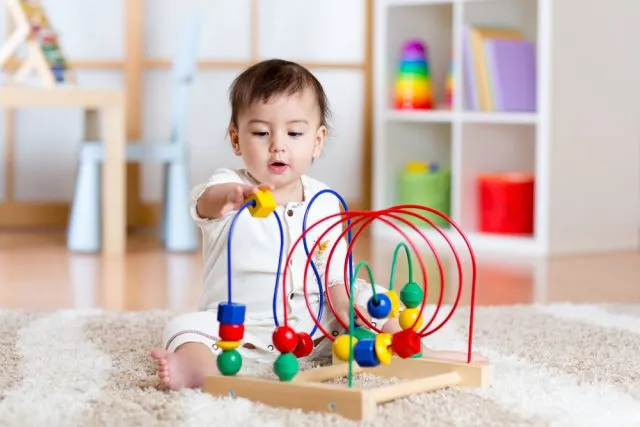 Geschikt speelgoed voor pasgeboren baby's van 6 tot 12 maanden - Mamaliefde.nl