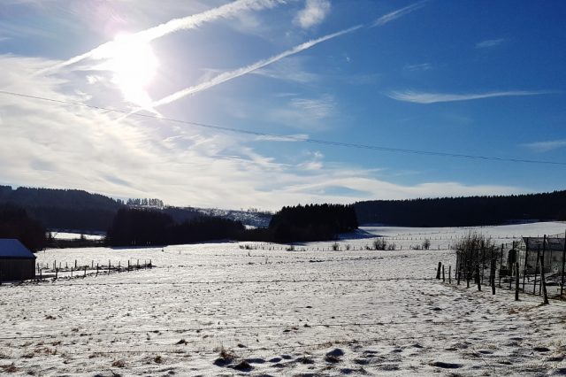 Wintercamping Ardennen; weekendje weg met de camper in de sneeuw - Reisliefde