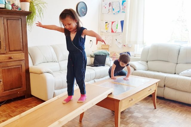 Pibaxa speelplank review; glijbaan plank voor binnen - Mamaliefde
