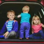 Autovakantie; tips voor een lange autorit met baby, peuters en kinderen zoals slapen tijdens de reis - Mamaliefde.nl
