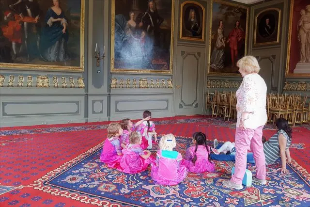 Prinsessen kinderfeestje spelletjes & activiteiten incl. kasteel bezoeken - Mamaliefde