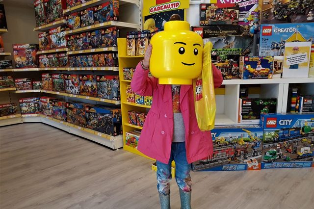 Legoshoppen bij BrickKing in Nieuwerkerk aan de IJssel - Mamaliefde