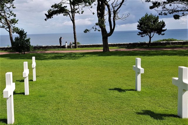 Invasiestranden Normandië bezoeken; Begraafplaats & Museum - Reisliefde