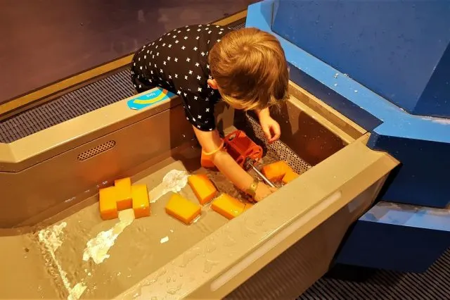 NEMO Science Museum in Amsterdam; vanaf welke leeftijd is dit leuk met kinderen? - Mamaliefde