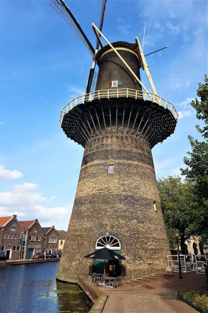 Molens in Schiedam; bezienswaardigheden & stadswandeling - Reisliefde