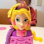 Review; Play-doh Rapunzel kapseltje spelen - Mamaliefde.nl