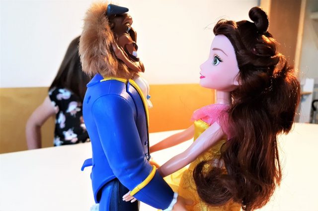 Bijwerken benzine Onderzoek Disney Princess Poppen; Oa Met Belle En Het Beest En Rapunzel Kasteel -  Mamaliefde.nl