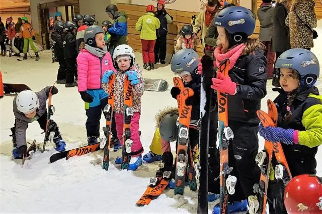 Eerste skiles voor kinderen bij Snowworld Zoetermeer - Mamaliefde