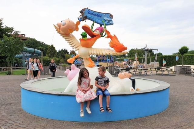 Familiepark Drievliet Den Haag; attracties, achtbanen en spraypark - Reisliefde