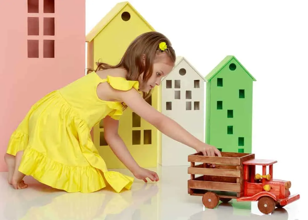 Poppenhuis; top 9 wit houten of Barbie huizen ook voor peuters en jongens. Met of zonder meubels en poppetjes. - Mamaliefde.nl