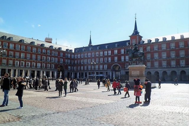 Madrid Stedentrip; Bezienswaardigheden & Activiteiten - Reisliefde