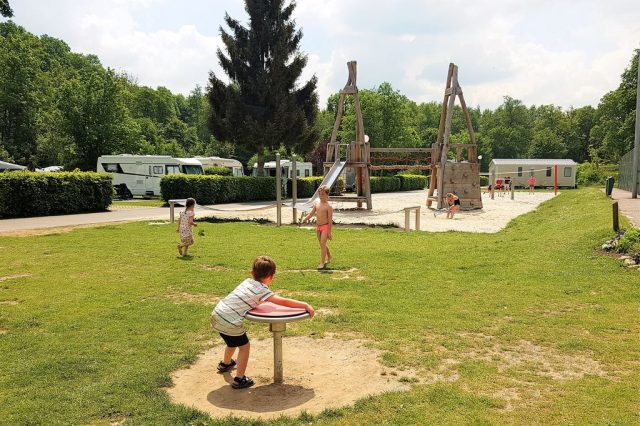 Parc La Clusure Ardennen review; kindercamping met zwembad & speeltuin - Reisliefde