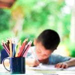 Kindertekeningen en knutselwerkjes bewaren; 15 tips van opbergmap, plakboek of toch weggooien - Mamaliefde.nl