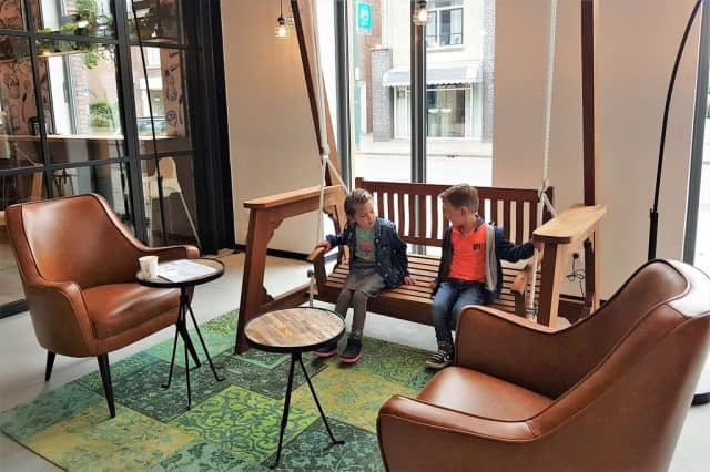GuestHouse Hotel Kaatsheuvel; een nieuwe definitie van kindvriendelijkheid op steenworp afstand van de Efteling - Mamaliefde