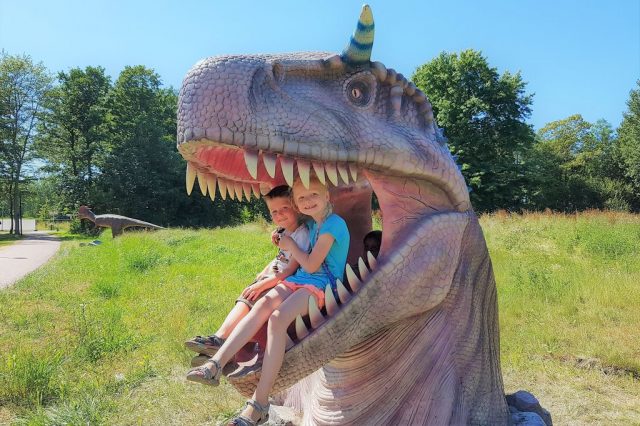 Jurassic Encounter Schiedam dino park tentoonstelling - Reisliefde