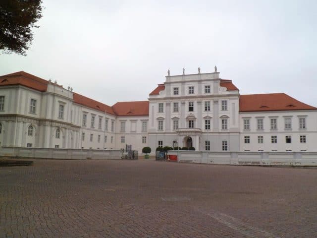 Schloss Oranienburg bezoeken - Reisliefde