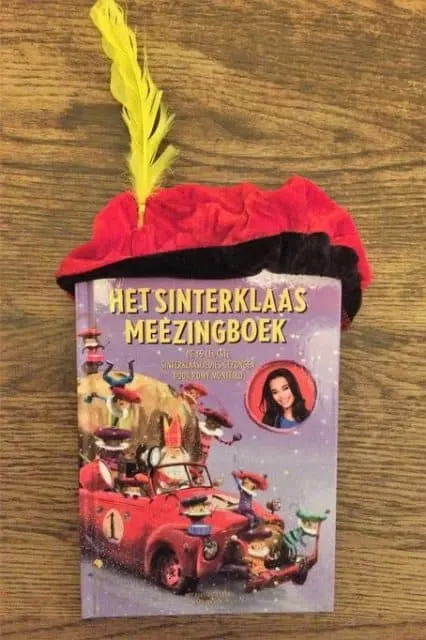 Het Sinterklaas meezingboek & liedjes met Romy Monteiro review - Mamaliefde