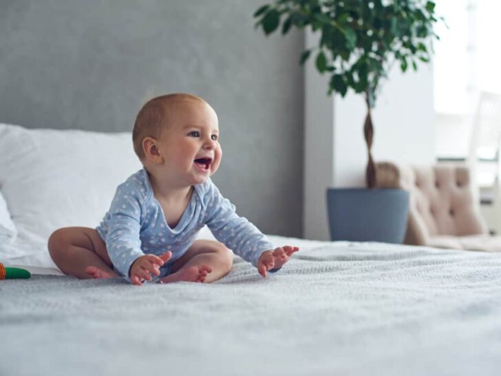 Baby 8 maanden; ontwikkeling wat kan een baby? - Mamaliefde.nl
