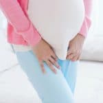 Zwangerschapsincontinentie; Wat te doen bij urine verlies tijdens of na de zwangerschap? Bij sporten, oefeningen en wat is verschil met vruchtwater? - Mamaliefde.nl