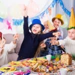 Hapjes verjaardag kind; tips voor lunch, buffet en eten kinderfeestje - Mamaliefde.nl