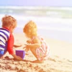 Spelen op het strand; spelletjes & activiteiten & speelgoed - Mamaliefde.nl