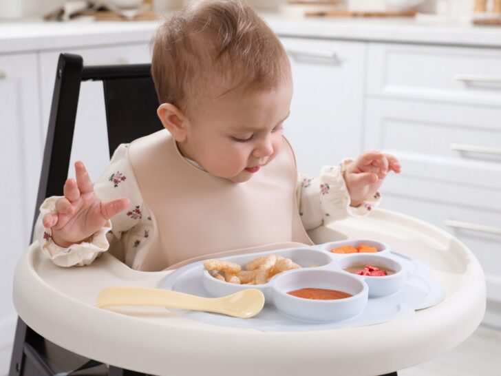 Eerste hapjes baby; voedingsschema hoeveel fruit & groenten oefenhapjes