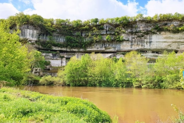 Roque Saint Christophe, De grotten van Lascaux bezoeken en andere prehistorische bezienswaardigheden in de Dordogne - Mamaliefde.nl