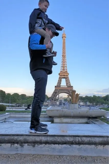 Eiffeltoren bezoeken in Parijs met kinderen - Mamaliefde.nl - Mamaliefde