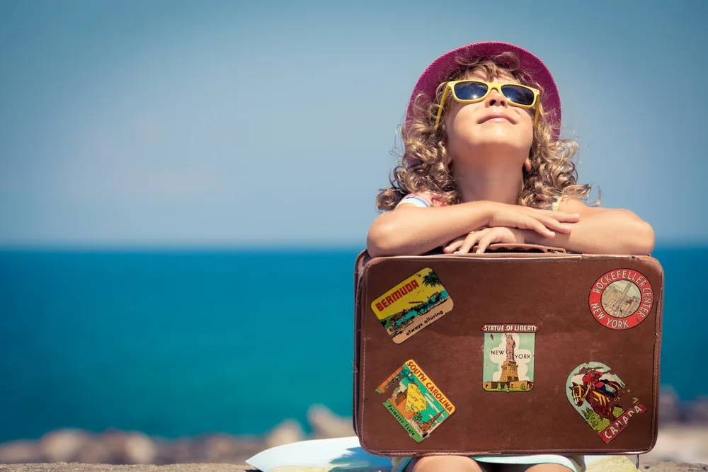 Vakantie inpaklijst; wat moet je meenemen als je op vakantie gaat met kinderen? Of het nu gaat om weekendje weg of strandvakantie - Mamaliefde.nl