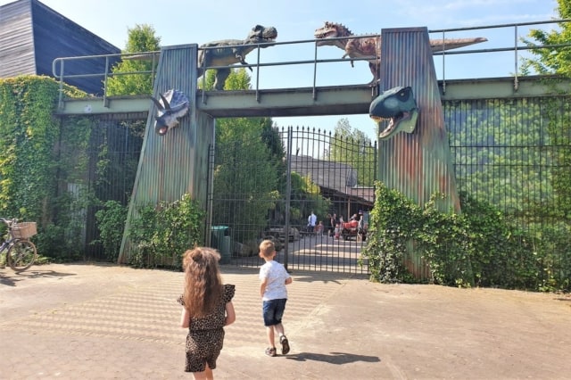 Dinoland Zwolle; dino park, museum, speeltuin en laser gamen - Reisliefde