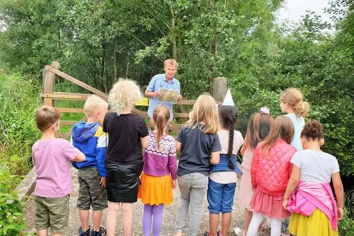 Boswachters kinderfeestje natuurmonumenten Ackerdijkckse plassen met bezoek aan belevenisboerderij - Mamaliefde.nl