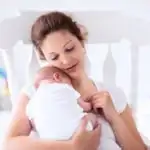 Geitenmelk flesvoeding baby ervaringen & Nannycare review bij lactose-intolerantie - Mamaliefde.nl