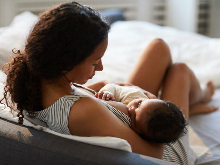 Langvoeden moeders; hoe lang borstvoeding geven en wat zijn voordelen & nadelen?