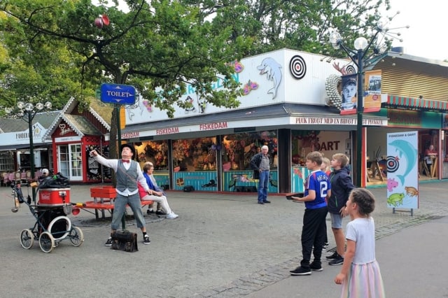 Dyrehavsbakken Kopenhagen; het oudste pretpark ter wereld - Reisliefde