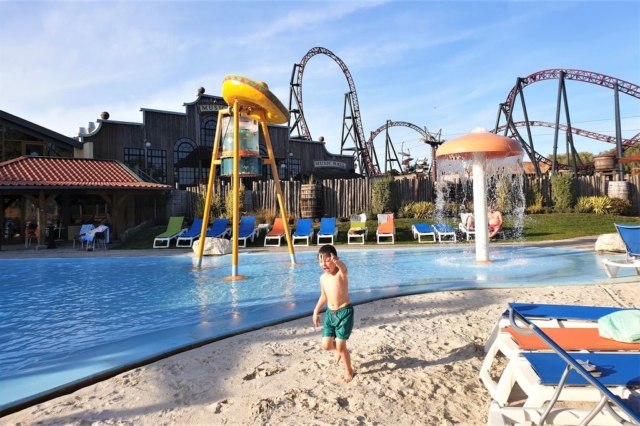 Attractiepark Slagharen & Aqua Mexicana Zwembad - Reisliefde