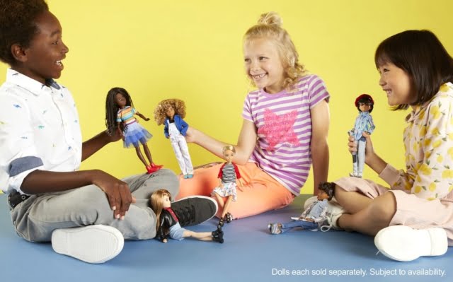 Creatable World Mattel; genderneutrale Barbie pop - Mamaliefde
