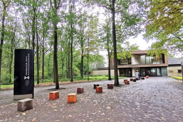 Herinneringscentrum Kamp Westerbork bezoeken - Reisliefde