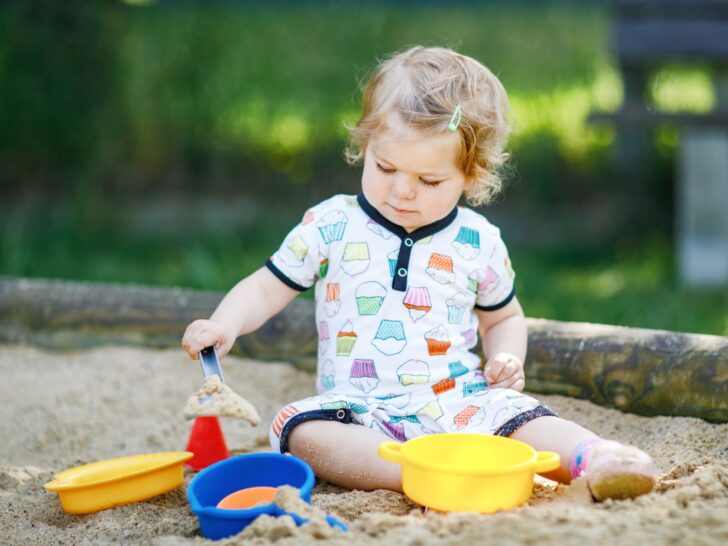 Zandbak kind; vanaf welke leeftijd en wat is beste voor baby’s en peuters?
