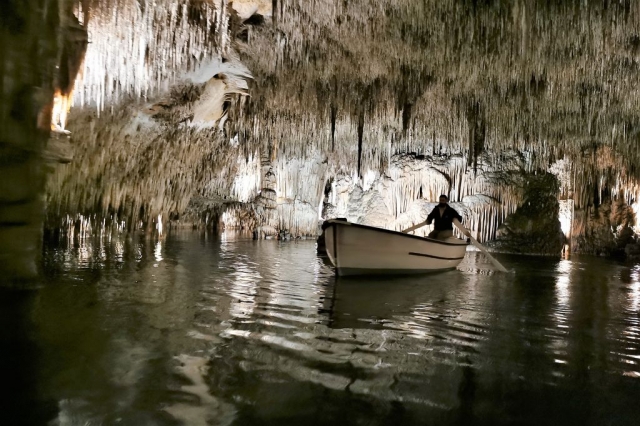 Grotten Nederland en Europa; mooiste en grootste druipsteengrotten - Reisliefde