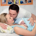 Huid-op-huidcontact met de baby; voordelen en ervaringen - Mamaliefde.nl