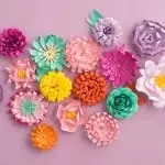 Bloemen knutselen; 50x inspiratie en voorbeelden om te maken van tulp vouwen van papier tot crêpe papier roos met peuters en kleuters - Mamaliefde.nl