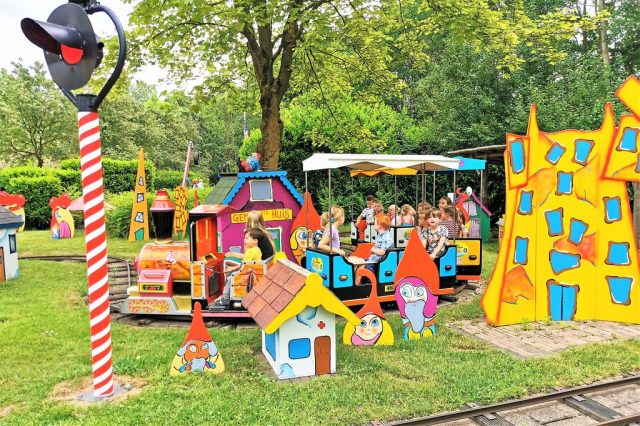 Land van Jan Klaassen speeltuin & poppenkast - Reisliefde