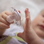 Baby wil geen speen; tips voor als je kind tut weigert en niet accepteert - Mamaliefde.nl