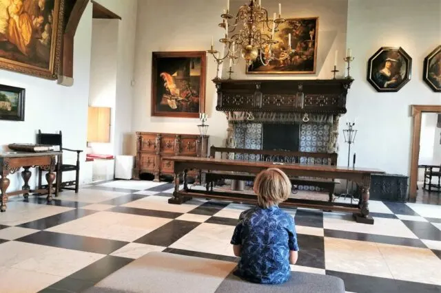 Kasteel Muiderslot review; museum & tuinen bezoeken met kinderen - Mamaliefde